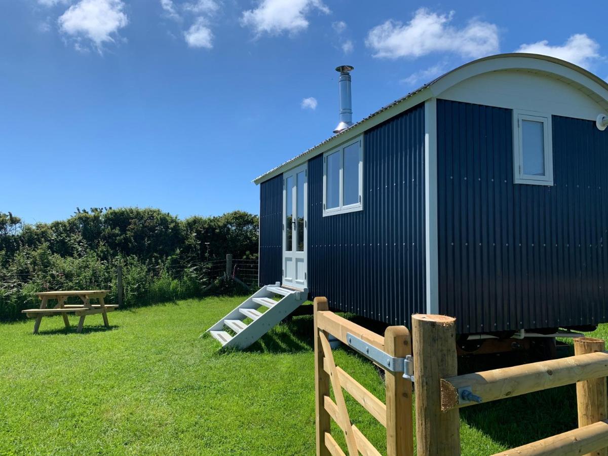 Ewe With A View Sea View Shepherds Huts Breage Екстериор снимка