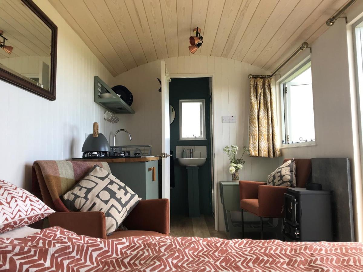 Ewe With A View Sea View Shepherds Huts Breage Екстериор снимка